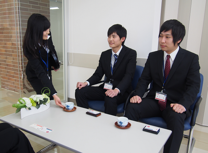豊富なビジネス実習を取り入れたカリキュラム