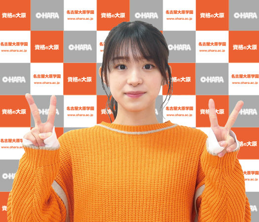服部 紋奈さん