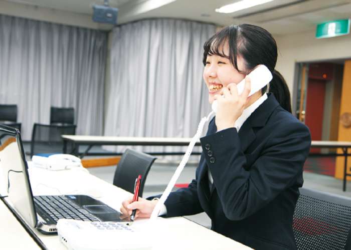 学科別ページ3つの特徴 経営ビジネス