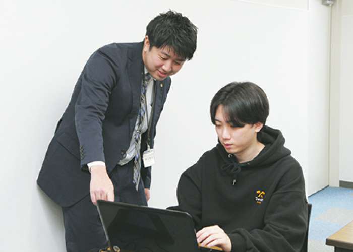 学科別ページ3つの特徴 経営ビジネス