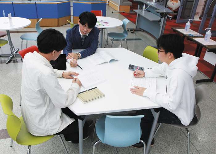 学科別ページ3つの特徴 公認会計士・税理士