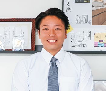 活躍する卒業生 法務ビジネス科02