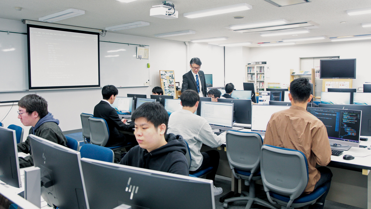 学科別ページメインビジュアル 情報処理