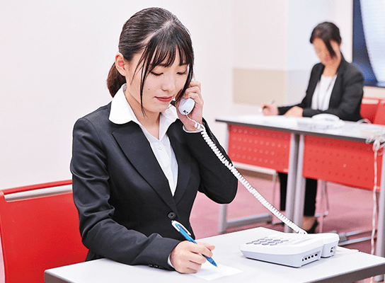 キャンパストップの学科一覧用 経営ビジネス